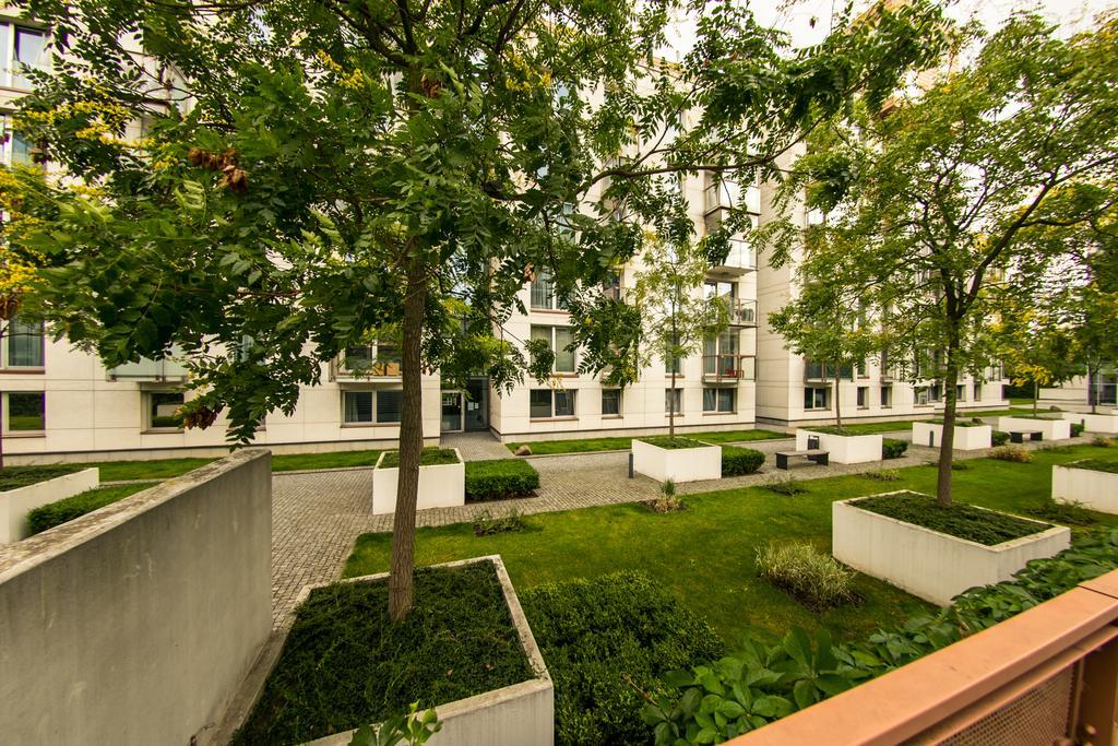 Apartment Korunni Dvur, 2 Free Parkings براغ المظهر الخارجي الصورة