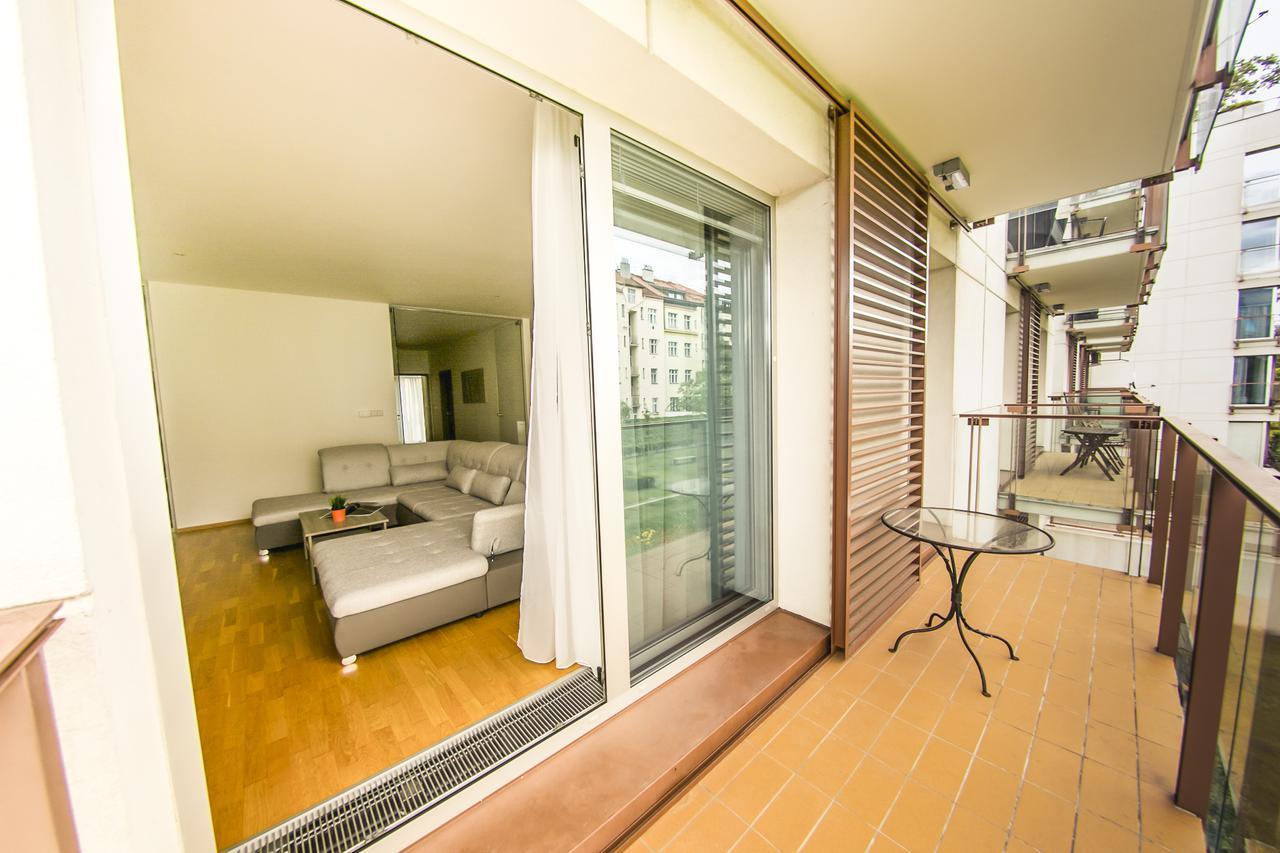 Apartment Korunni Dvur, 2 Free Parkings براغ المظهر الخارجي الصورة