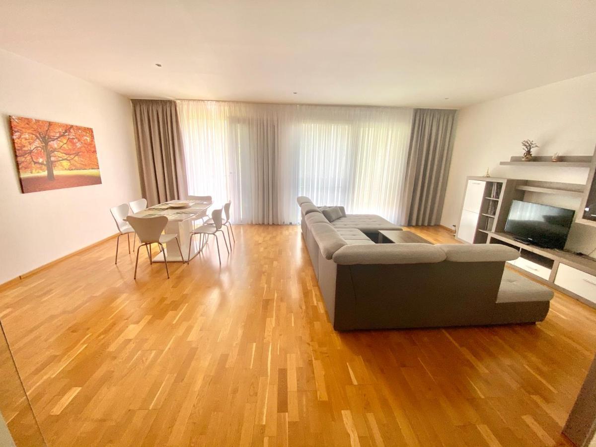 Apartment Korunni Dvur, 2 Free Parkings براغ المظهر الخارجي الصورة