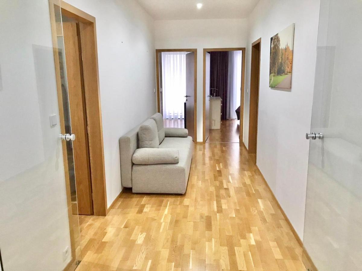 Apartment Korunni Dvur, 2 Free Parkings براغ المظهر الخارجي الصورة