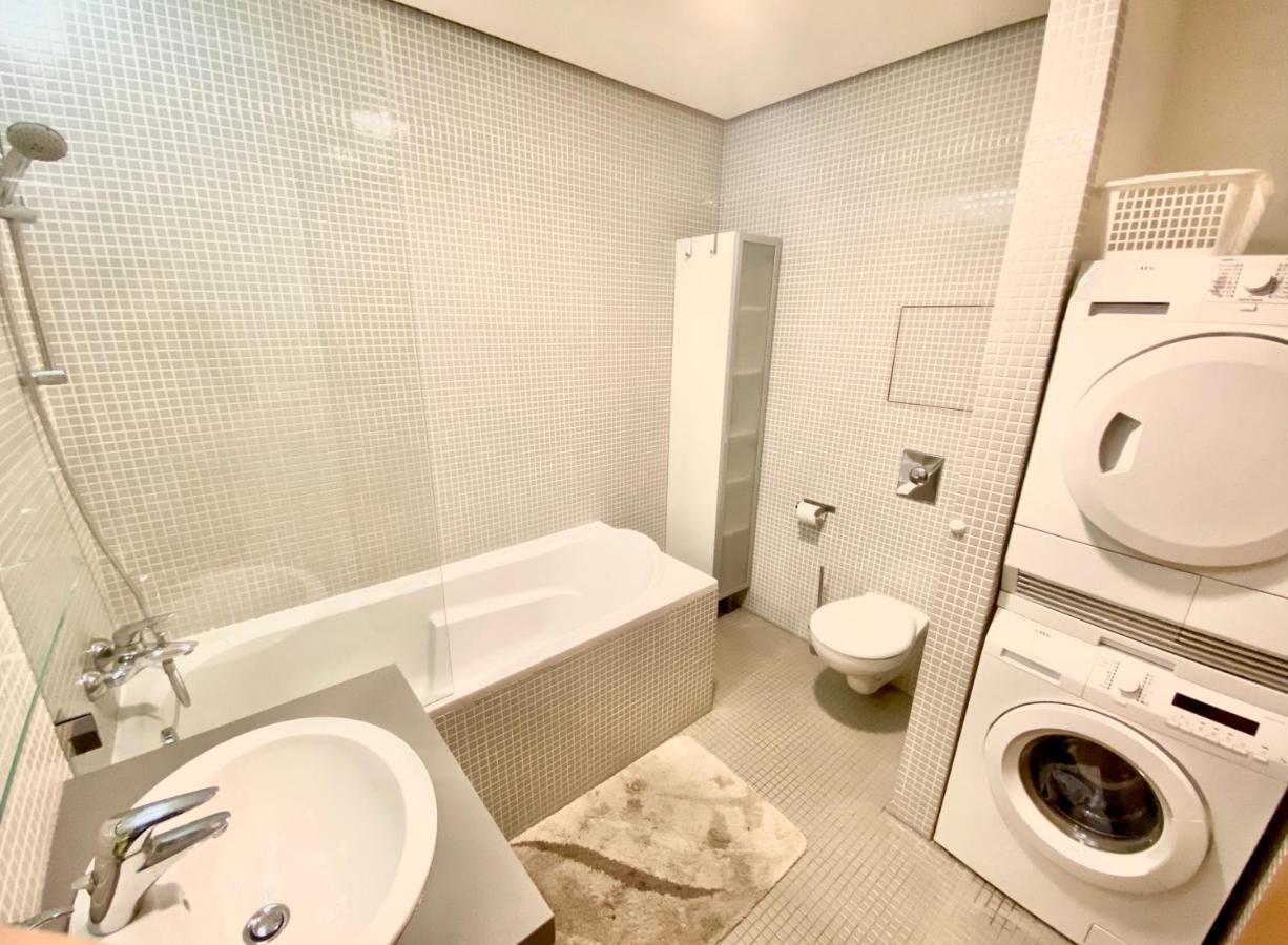 Apartment Korunni Dvur, 2 Free Parkings براغ المظهر الخارجي الصورة